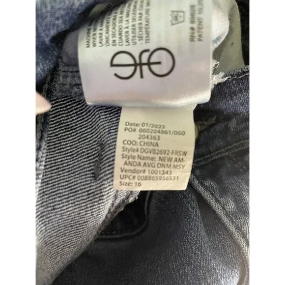 NWT Gloria Vanderbilt Amanda Original Slimming Jean Size 16 - Picture 7 of 10